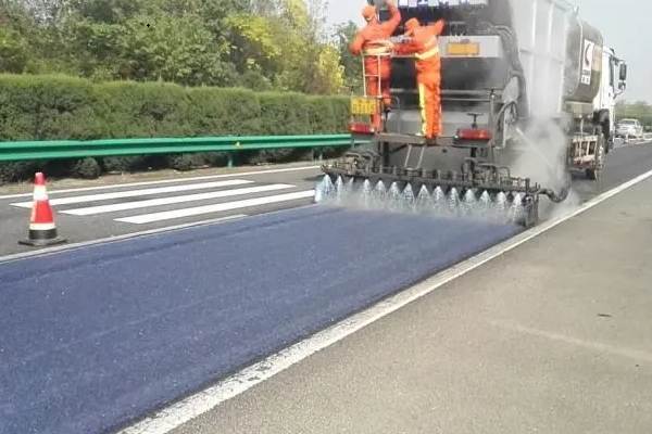 Five major features of highway preventive maintenance technology sandy fog seal_1